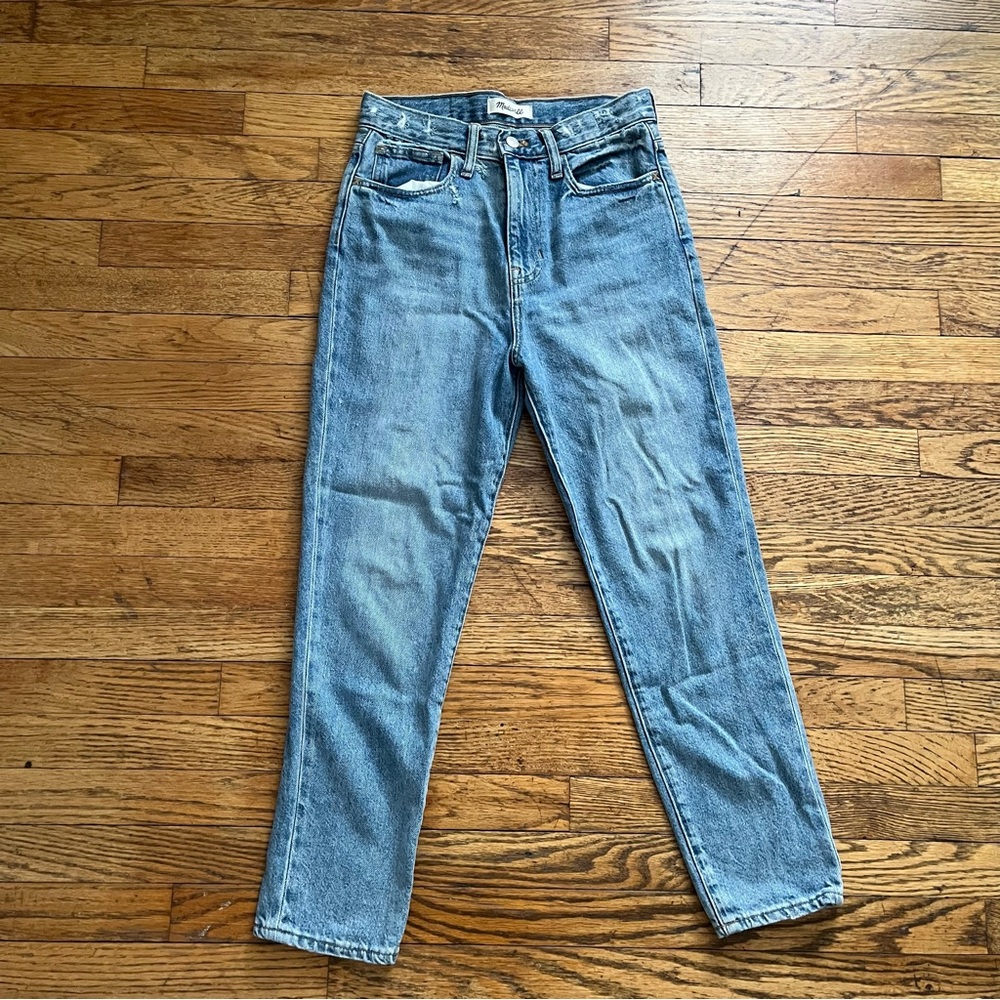 Madewell The Mom Jean Size 25/26